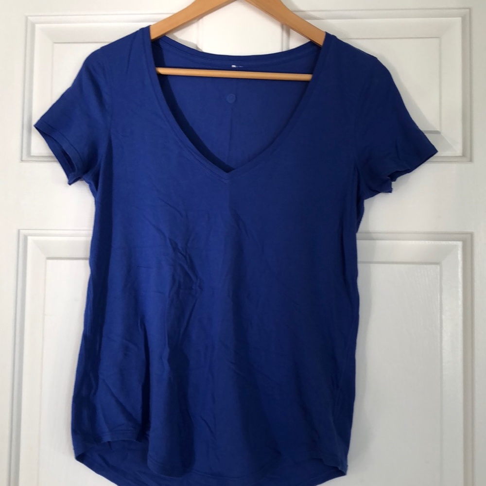 Lululemon blue T-shirt (4)